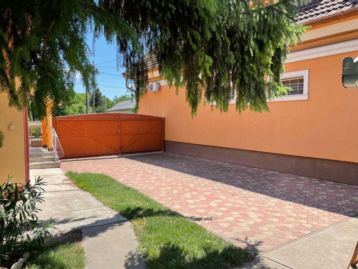Csillam Vendeghaz Apartment Hajdúszoboszló Exterior foto
